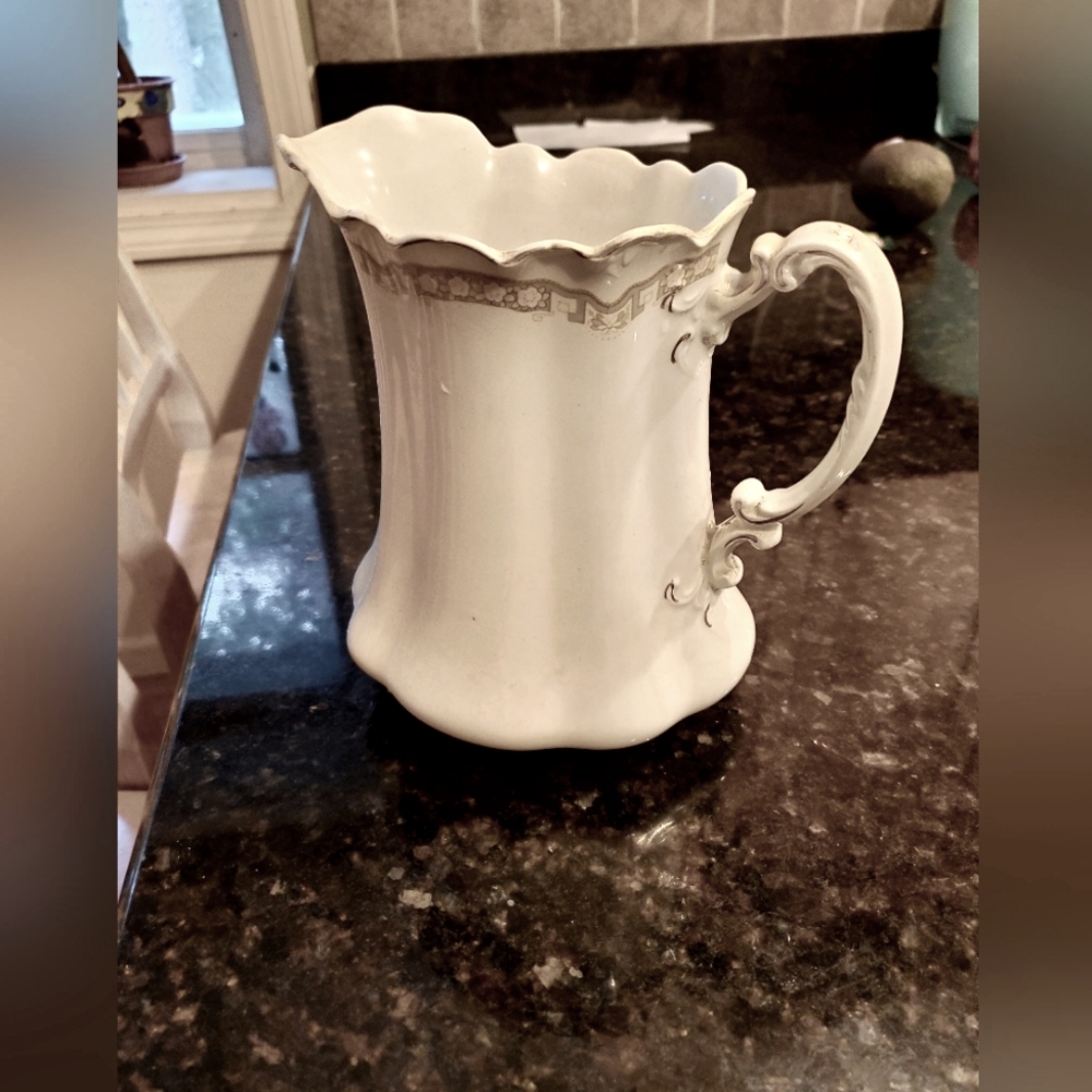 Johnson Bros  pitcher